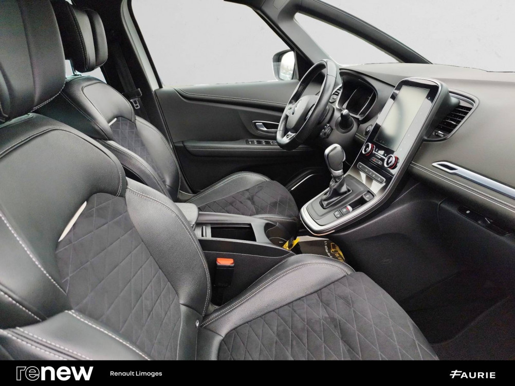 Acheter Renault Grand Scenic 4 Grand Scenic TCe 160 FAP EDC - 21 SL Black Edition 5p occasion dans les concessions du Groupe Faurie