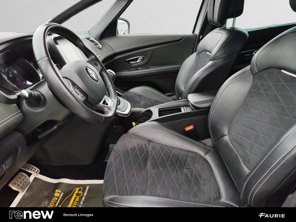 Acheter Renault Grand Scenic 4 Grand Scenic TCe 160 FAP EDC - 21 SL Black Edition 5p occasion dans les concessions du Groupe Faurie