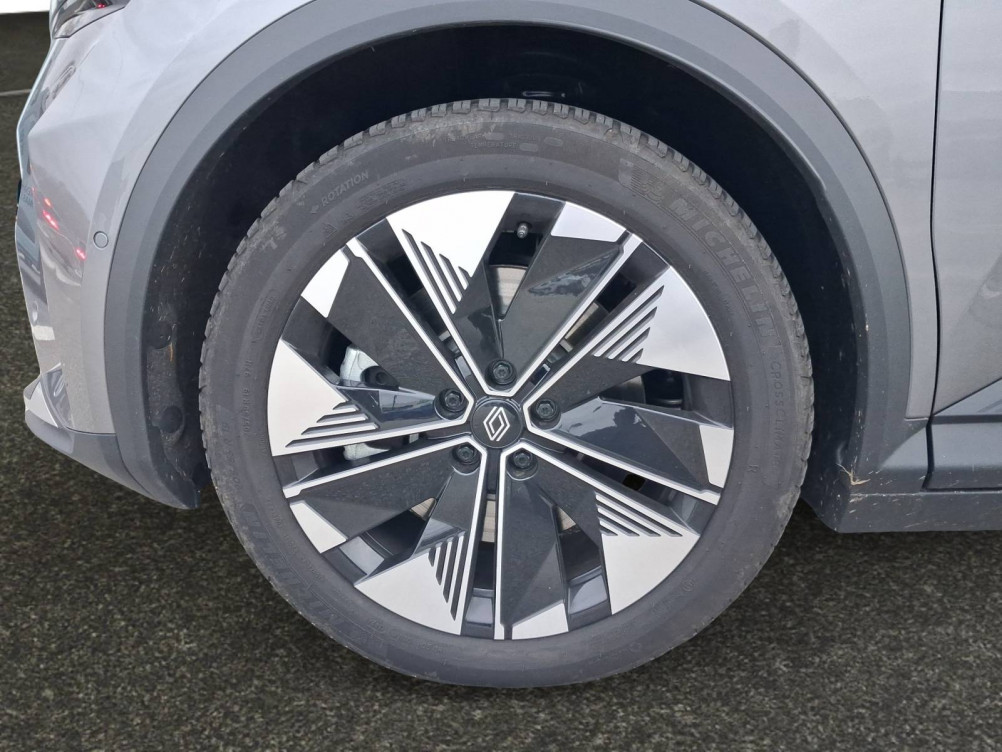 Acheter Renault Scenic 5 Scenic E-Tech electrique 220 ch grande autonomie Techno 5p neuf dans les concessions du Groupe Faurie