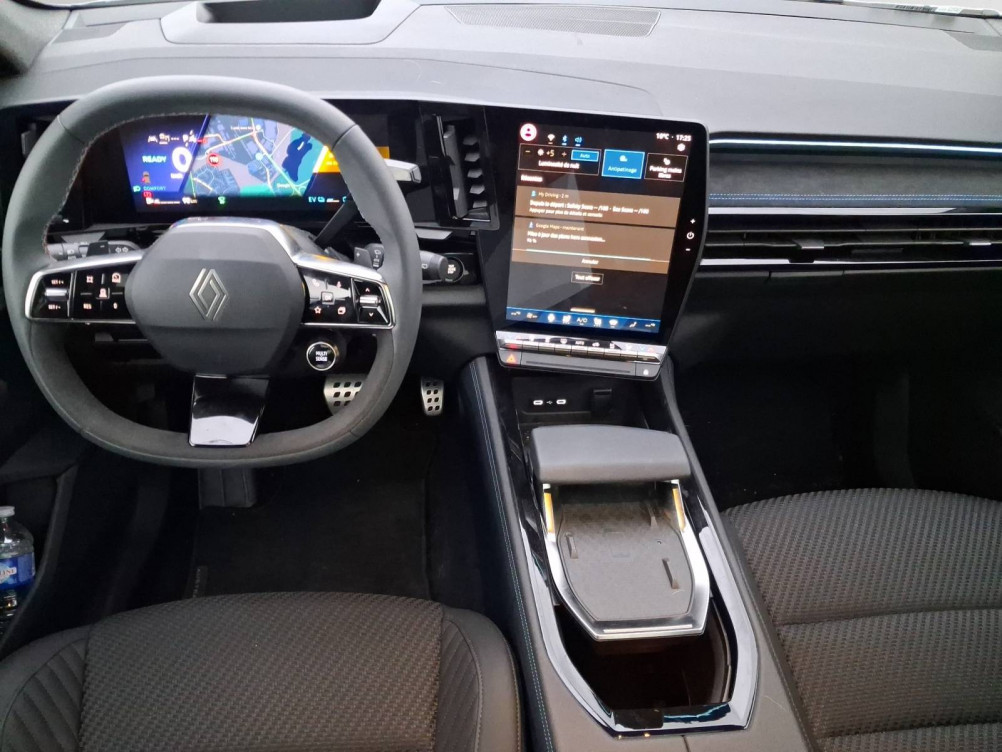 Acheter Renault Austral Austral full hybrid E-Tech 200 ch Esprit Alpine 5p neuf dans les concessions du Groupe Faurie