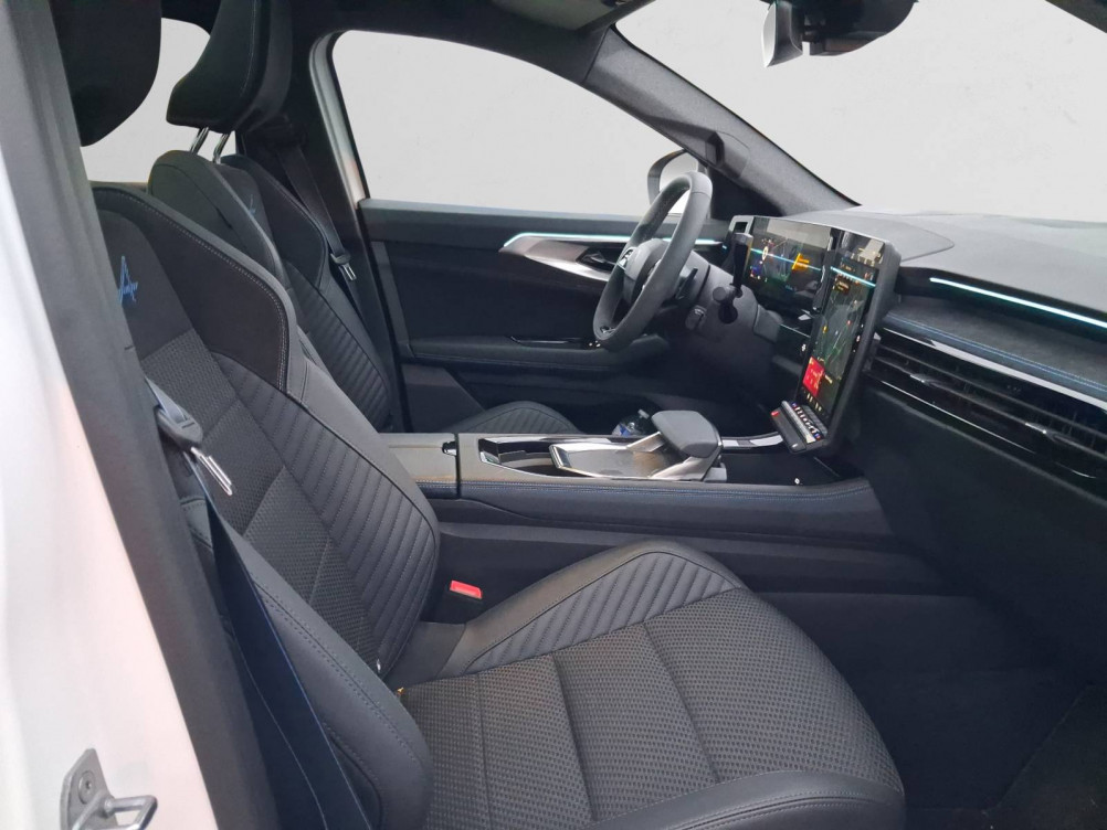 Acheter Renault Austral Austral full hybrid E-Tech 200 ch Esprit Alpine 5p neuf dans les concessions du Groupe Faurie