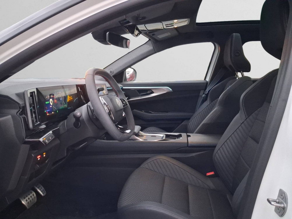 Acheter Renault Austral Austral full hybrid E-Tech 200 ch Esprit Alpine 5p neuf dans les concessions du Groupe Faurie