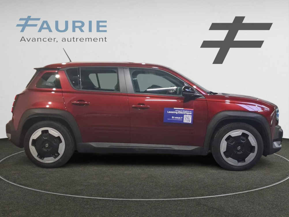 Acheter Renault Renault 4 Renault 4 E-Tech Electrique 120 ch autonomie urbaine Evolution 5p neuf dans les concessions du Groupe Faurie