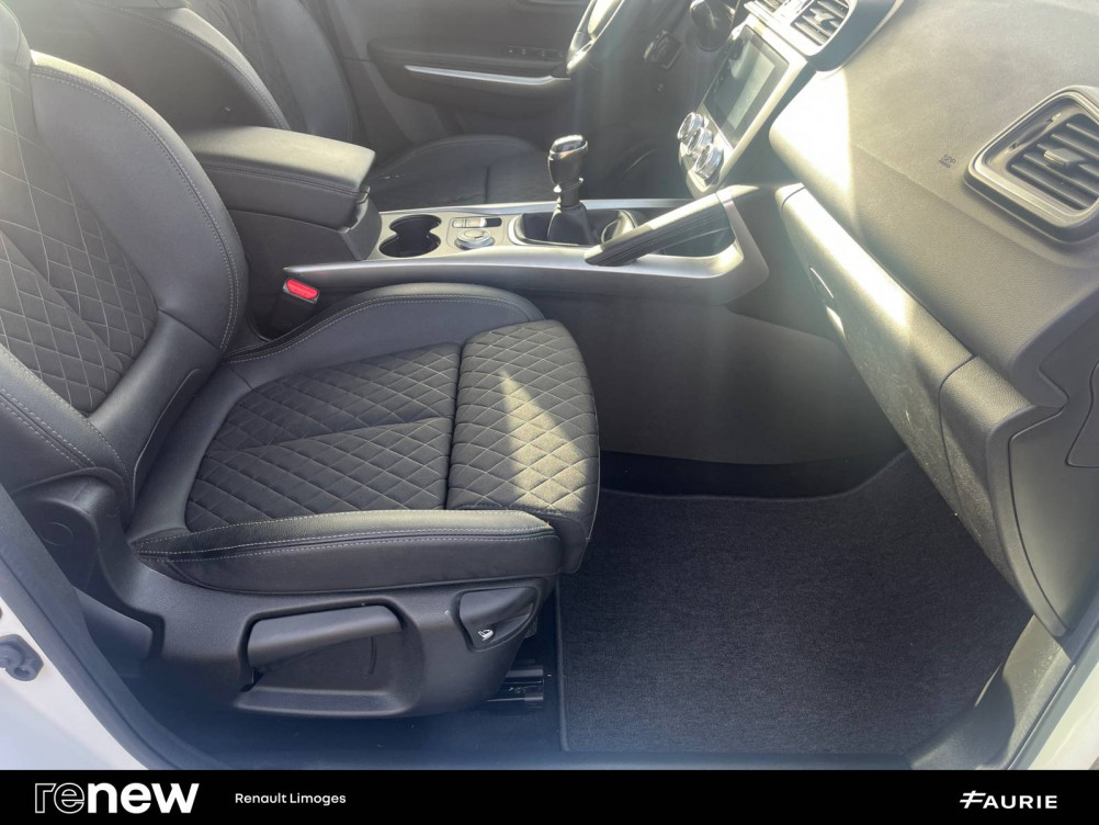 Acheter Renault Kadjar Kadjar Blue dCi 150 4x4 Intens 5p occasion dans les concessions du Groupe Faurie