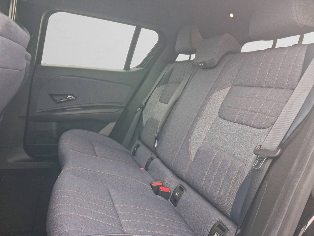 Acheter Renault Renault 4 Renault 4 E-Tech Electrique 150 ch autonomie confort Techno 5p neuf dans les concessions du Groupe Faurie