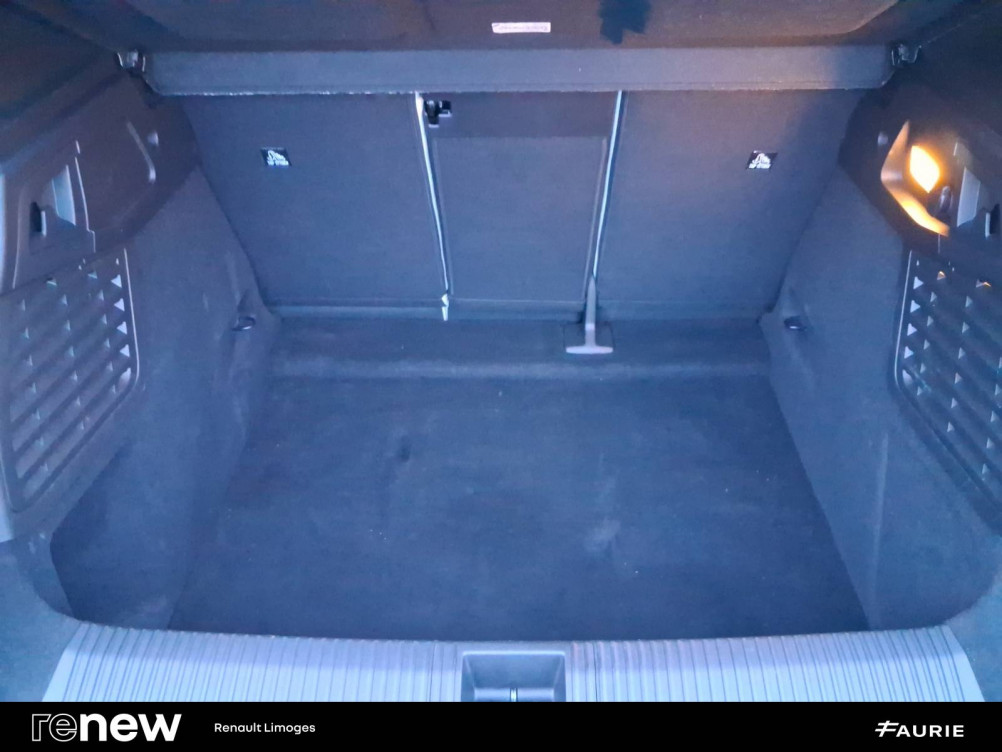 Acheter Renault Scenic 5 Scenic E-Tech electrique 220 ch grande autonomie Techno Iconic 5p occasion dans les concessions du Groupe Faurie