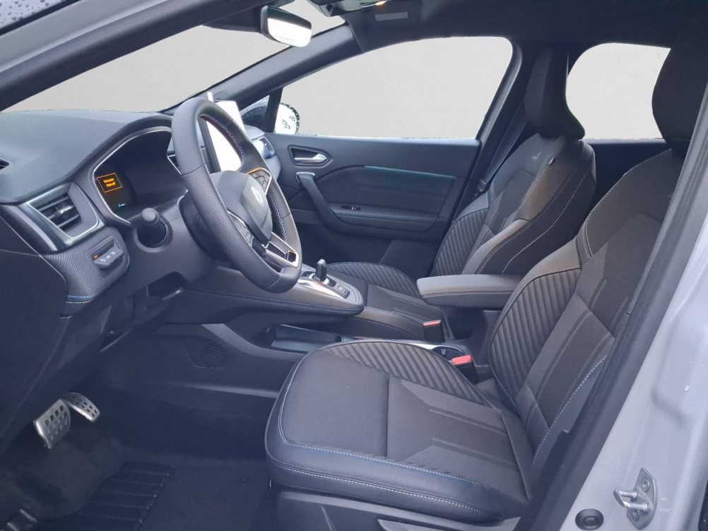 Acheter Renault Captur 2 Captur E-Tech full hybrid 160 ch esprit Alpine 5p neuf dans les concessions du Groupe Faurie