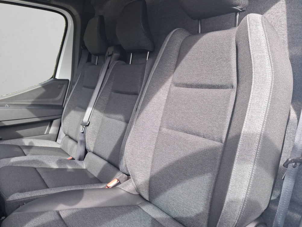 Acheter Renault Master MASTER FG BLUE DCI 150 L2H2 3T5 TR AUTO ADVANCE 4p neuf dans les concessions du Groupe Faurie