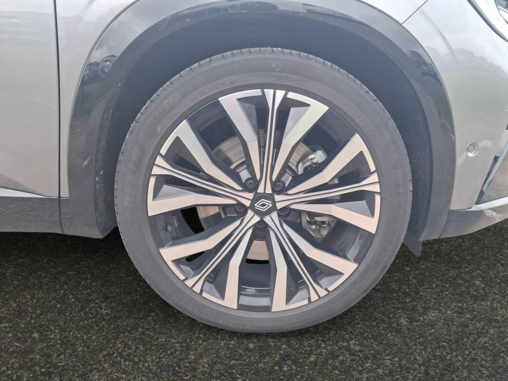 Acheter Renault Espace 6 Espace E-Tech full hybrid 200 GSR2 Iconic 5p neuf dans les concessions du Groupe Faurie