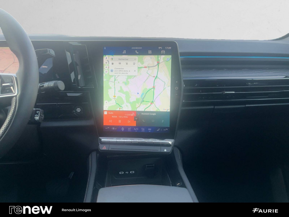 Acheter Renault Austral Austral E-Tech full hybrid 200 GSR2 Iconic 5p occasion dans les concessions du Groupe Faurie