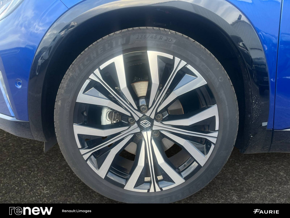 Acheter Renault Austral Austral E-Tech full hybrid 200 GSR2 Iconic 5p occasion dans les concessions du Groupe Faurie