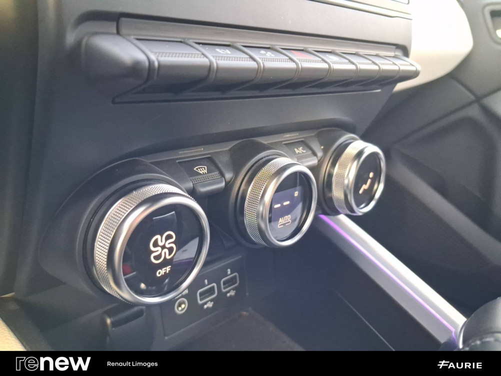 Acheter Renault Clio 5 Clio E-Tech 140 - 21N Intens  5p occasion dans les concessions du Groupe Faurie