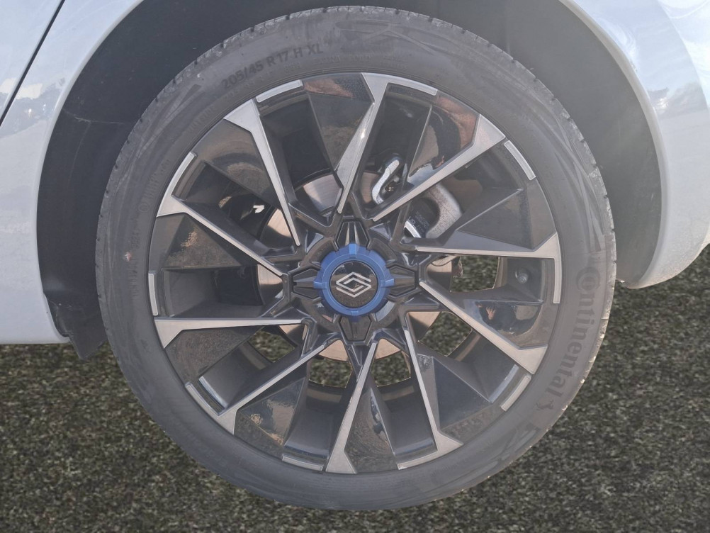 Acheter Renault Clio 5 Clio TCe 90 ch GSR2 Esprit Alpine 5p neuf dans les concessions du Groupe Faurie