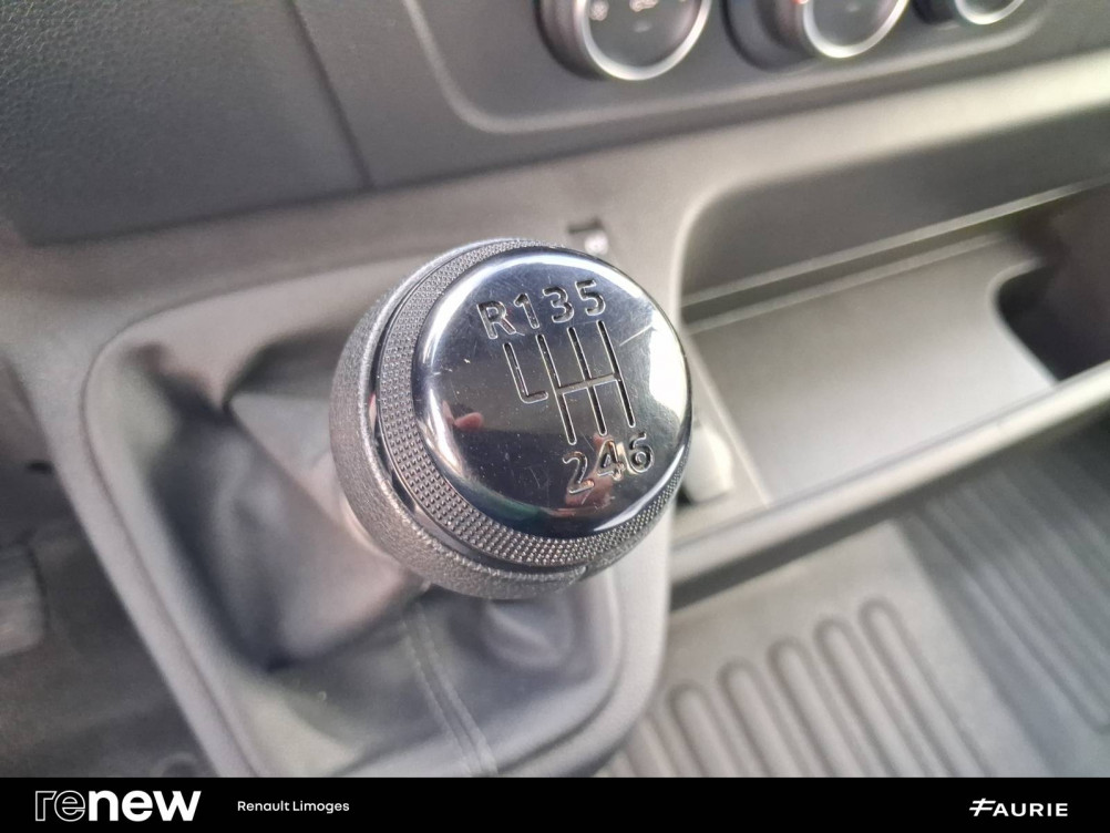 Acheter Renault Master 3 MASTER CC PROP RJ3500 L2 PAFC BLUE DCI 130 EURO VI CONFORT 2p occasion dans les concessions du Groupe Faurie