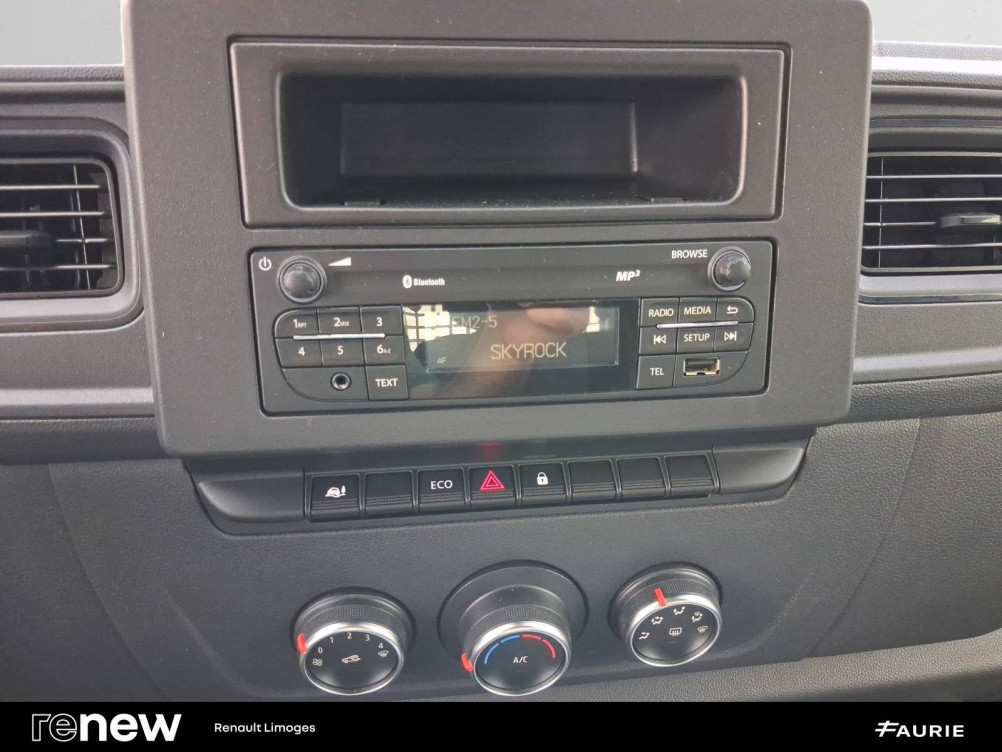 Acheter Renault Master 3 MASTER CC PROP RJ3500 L2 PAFC BLUE DCI 130 EURO VI CONFORT 2p occasion dans les concessions du Groupe Faurie