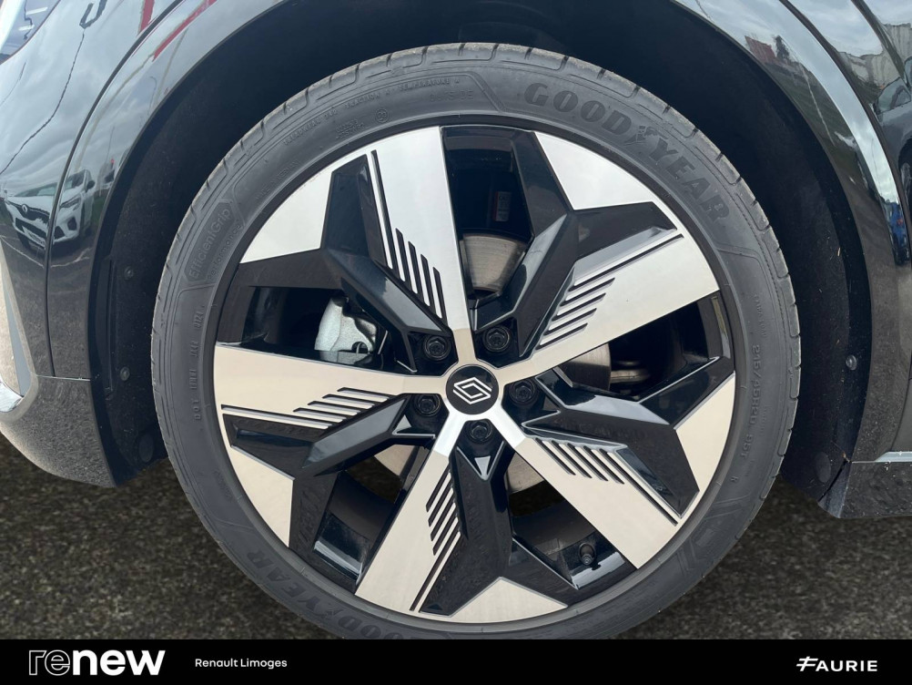 Acheter Renault Megane E-Tech Megane E-Tech 220 ch autonomie confort GSR2 Techno 5p occasion dans les concessions du Groupe Faurie