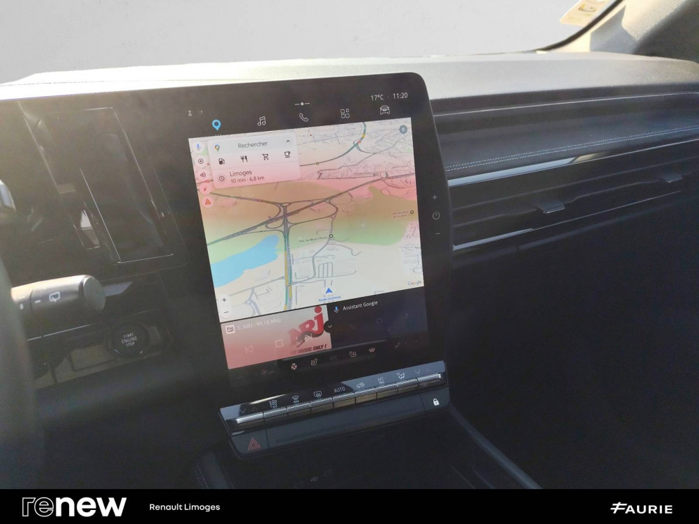 Acheter Renault Austral Austral E-Tech hybrid 200 Iconic esprit Alpine 5p occasion dans les concessions du Groupe Faurie