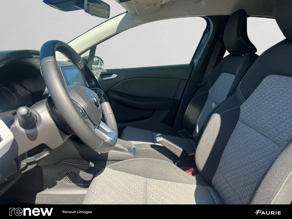 Acheter Renault Clio 5 Clio E-Tech full hybrid 145 Evolution 5p occasion dans les concessions du Groupe Faurie