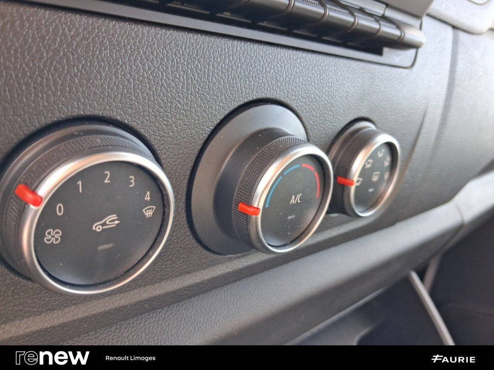 Acheter Renault Master 3 MASTER FGN TRAC F3500 L2H2 BLUE DCI 135 CONFORT 4p occasion dans les concessions du Groupe Faurie