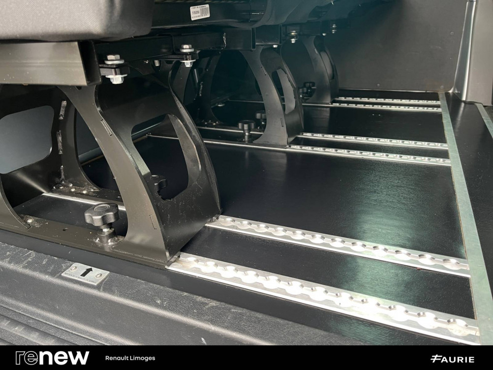 Acheter Volkswagen Transporter Fourgon T6 TRANSPORTER 6.1 VAN L1H1 2.0 TDI 150 DSG7 BUSINESS PLUS 4p occasion dans les concessions du Groupe Faurie