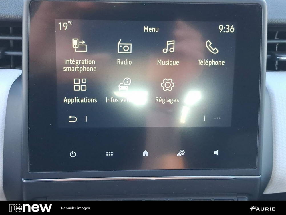 Acheter Renault Clio 5 Clio E-Tech 140 - 21N Limited 5p occasion dans les concessions du Groupe Faurie