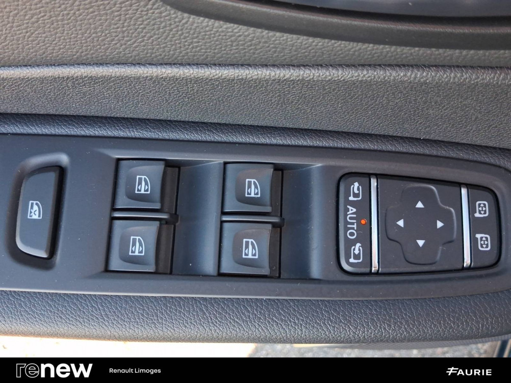 Acheter Renault Captur Captur dCi 90 Energy EDC Intens 5p occasion dans les concessions du Groupe Faurie