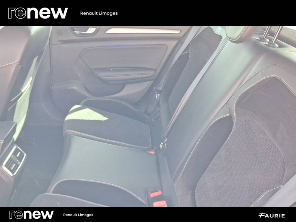 Acheter Renault Megane 4 Mégane IV Berline TCe 140 Energy Intens 5p occasion dans les concessions du Groupe Faurie