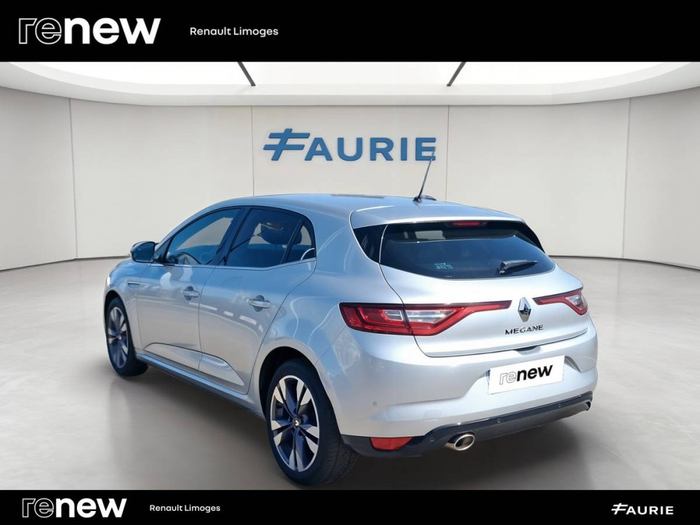 Acheter Renault Megane 4 Mégane IV Berline TCe 140 Energy Intens 5p occasion dans les concessions du Groupe Faurie