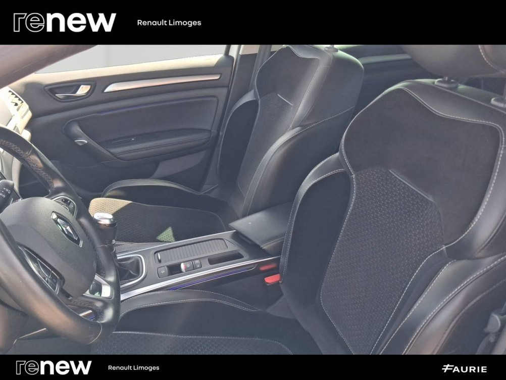 Acheter Renault Megane 4 Mégane IV Berline TCe 140 Energy Intens 5p occasion dans les concessions du Groupe Faurie
