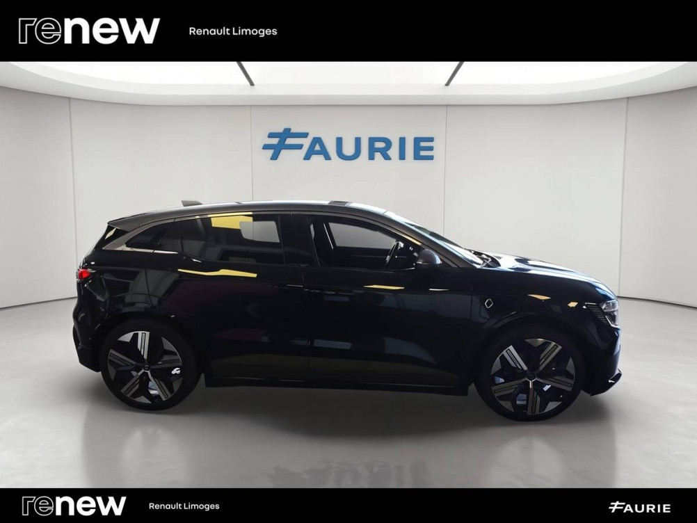 Acheter Renault Megane E-Tech Megane E-Tech EV60 220 ch super charge Iconic 5p occasion dans les concessions du Groupe Faurie