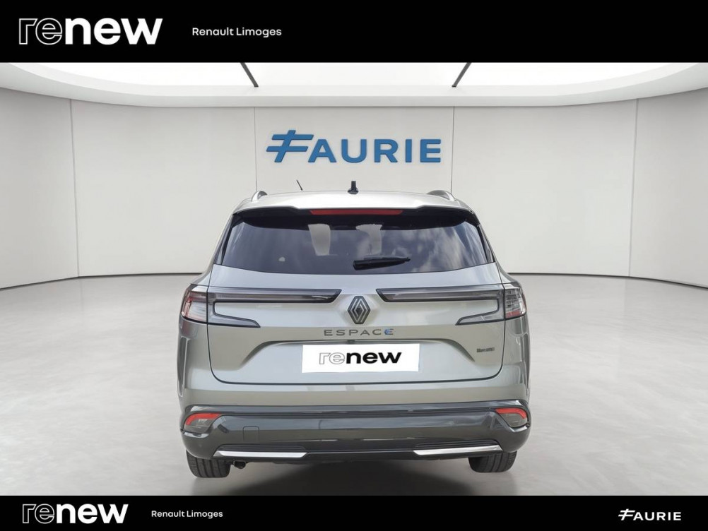 Acheter Renault Espace 6 Espace E-Tech full hybrid 200 GSR2 esprit Alpine 5p occasion dans les concessions du Groupe Faurie