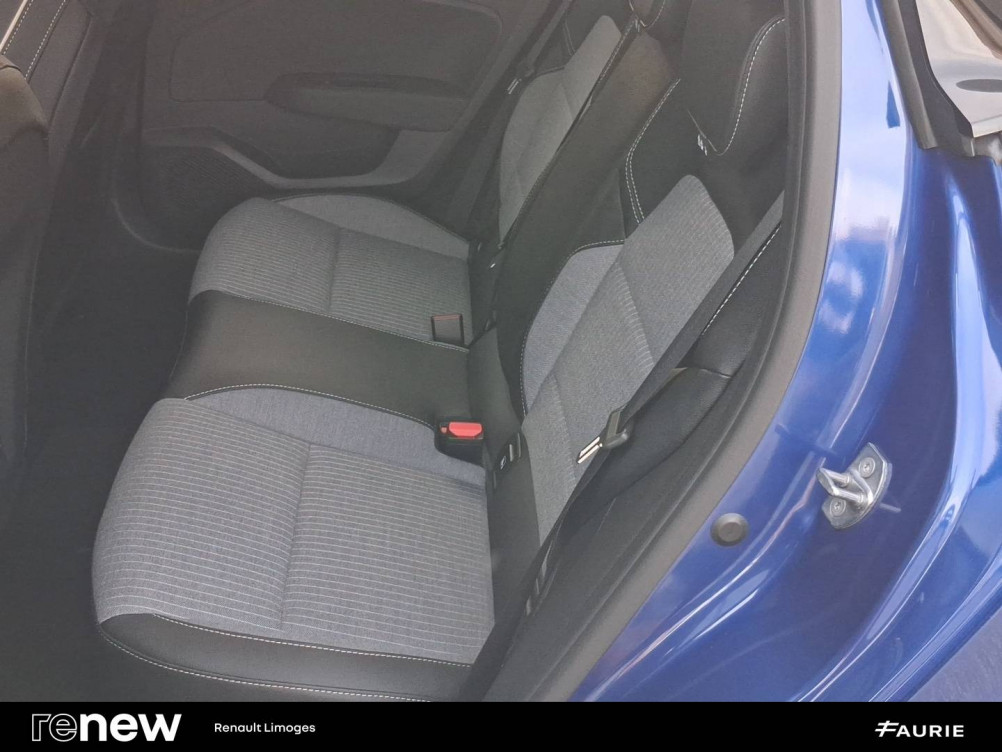 Acheter Renault Clio 5 Clio E-Tech full hybrid 145 ch GSR2 Techno 5p occasion dans les concessions du Groupe Faurie