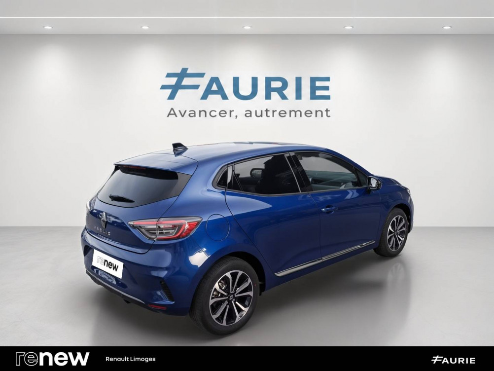 Acheter Renault Clio 5 Clio E-Tech full hybrid 145 ch GSR2 Techno 5p occasion dans les concessions du Groupe Faurie