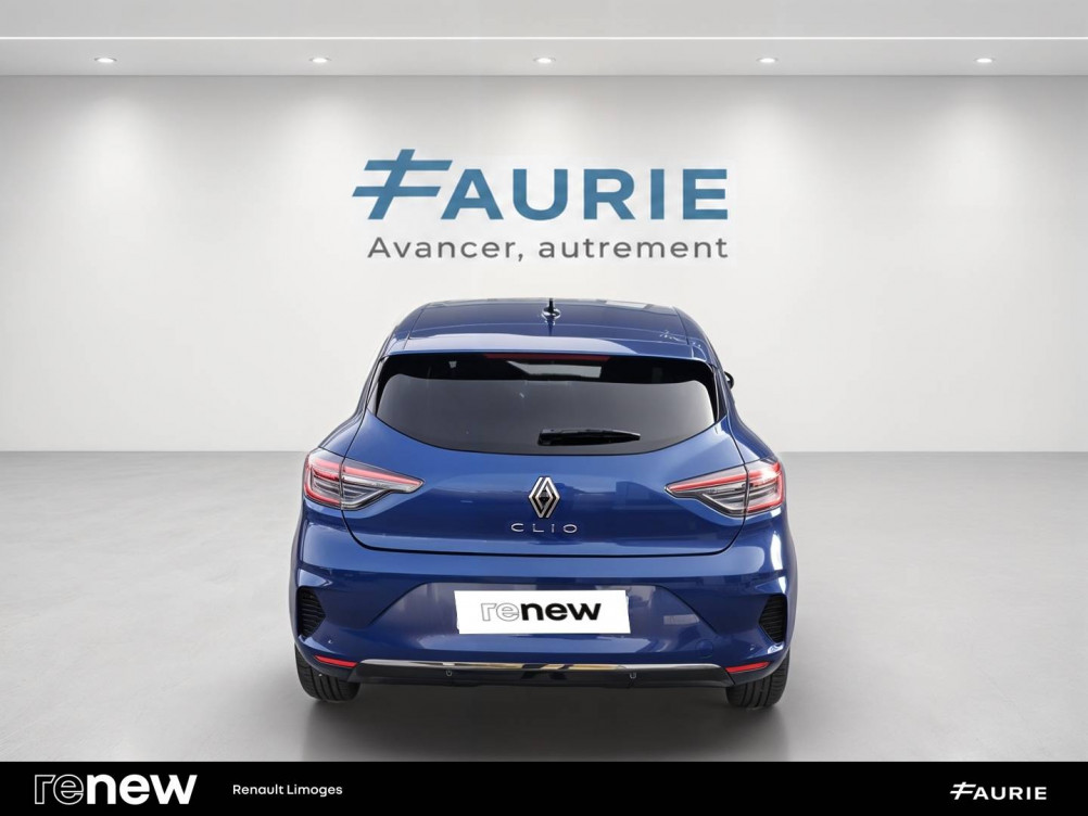 Acheter Renault Clio 5 Clio E-Tech full hybrid 145 ch GSR2 Techno 5p occasion dans les concessions du Groupe Faurie