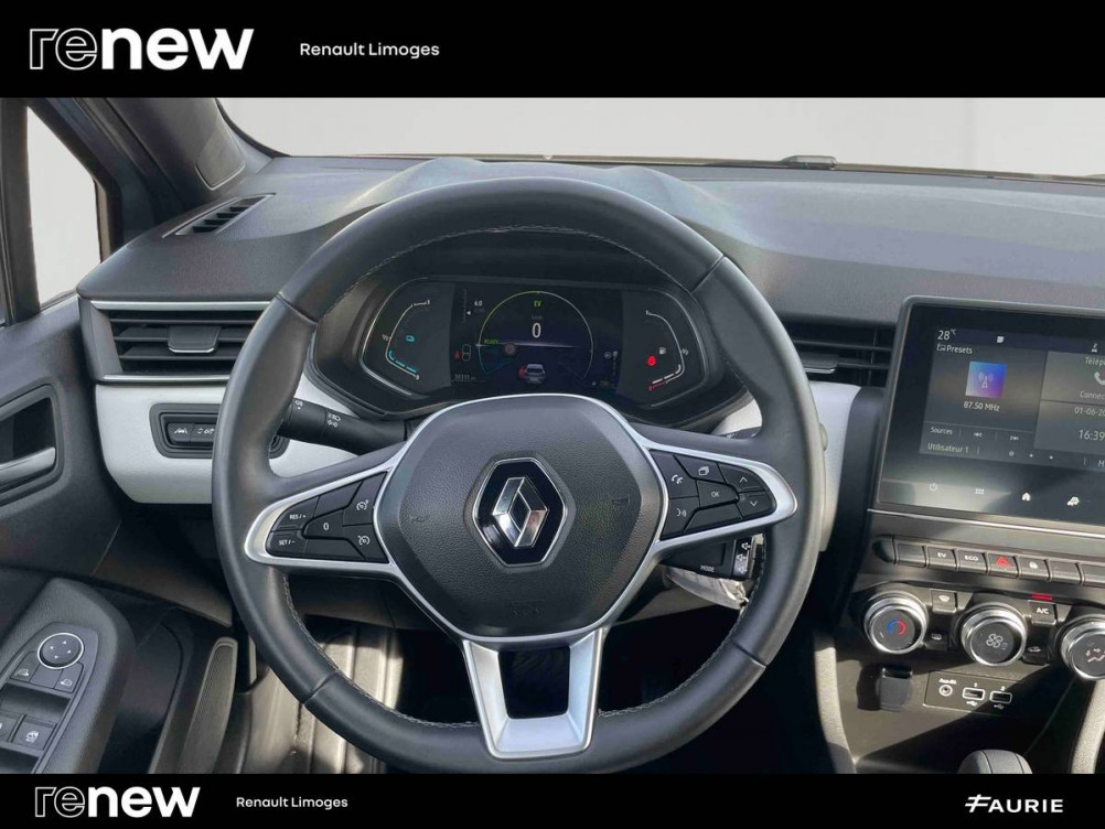 Acheter Renault Clio 5 Clio E-Tech 140 - 21N Limited 5p occasion dans les concessions du Groupe Faurie