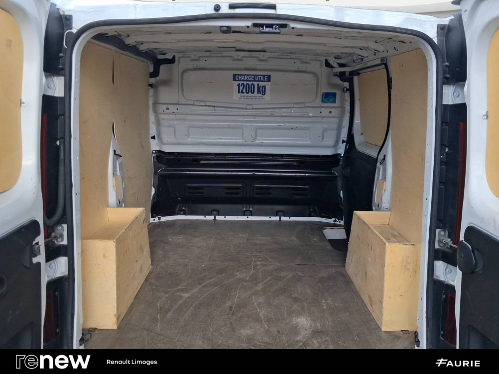 Acheter Renault Trafic 3 TRAFIC FG BLUE DCI 130 L1H1 3T GSR2 ADVANCE 4p occasion dans les concessions du Groupe Faurie