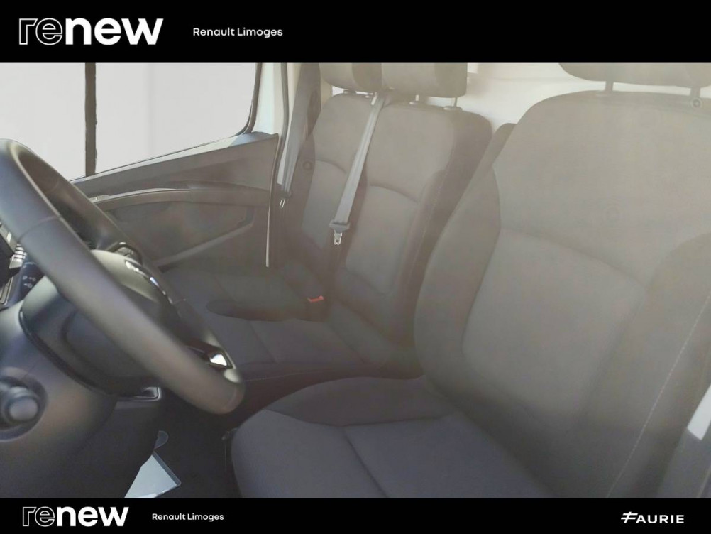 Acheter Renault Trafic 3 TRAFIC FG BLUE DCI 130 L1H1 3T GSR2 ADVANCE 4p occasion dans les concessions du Groupe Faurie