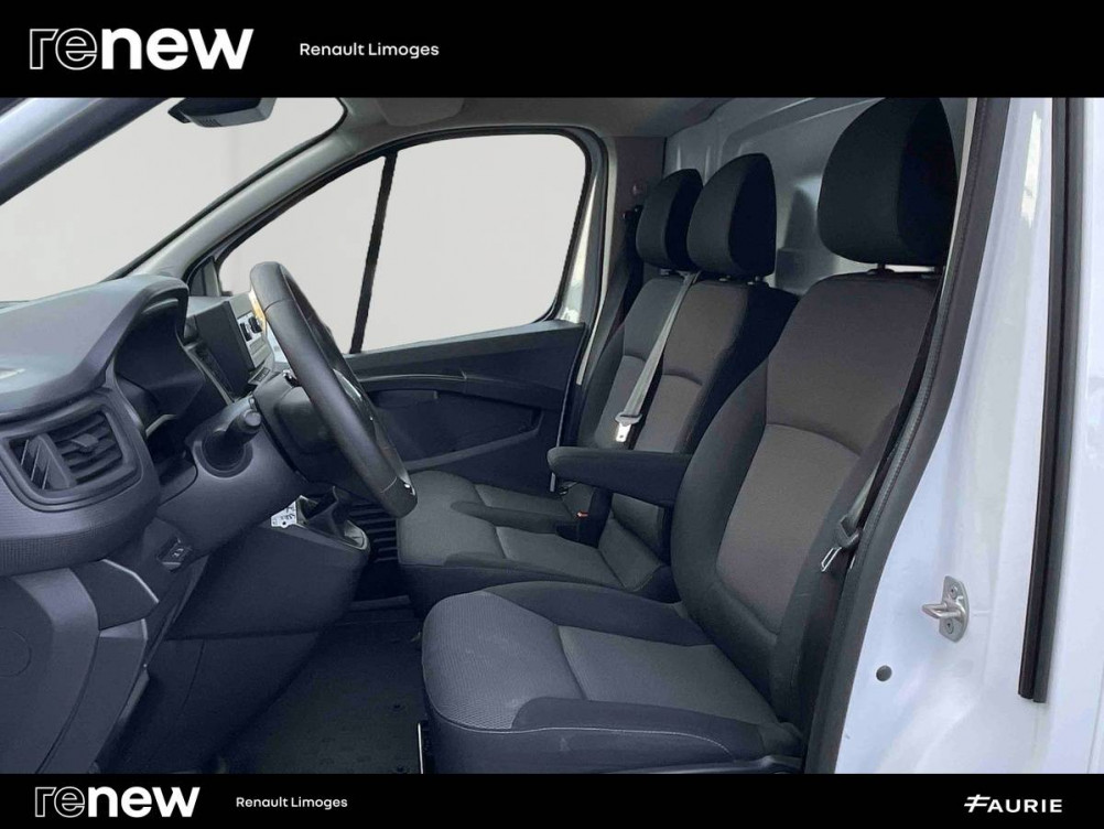 Acheter Renault Trafic 3 TRAFIC FG BLUE DCI 130 L1H1 3T GSR2 ADVANCE 4p occasion dans les concessions du Groupe Faurie
