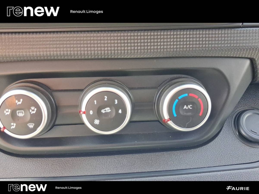 Acheter Renault Trafic 3 TRAFIC FG BLUE DCI 130 L1H1 3T GSR2 ADVANCE 4p occasion dans les concessions du Groupe Faurie