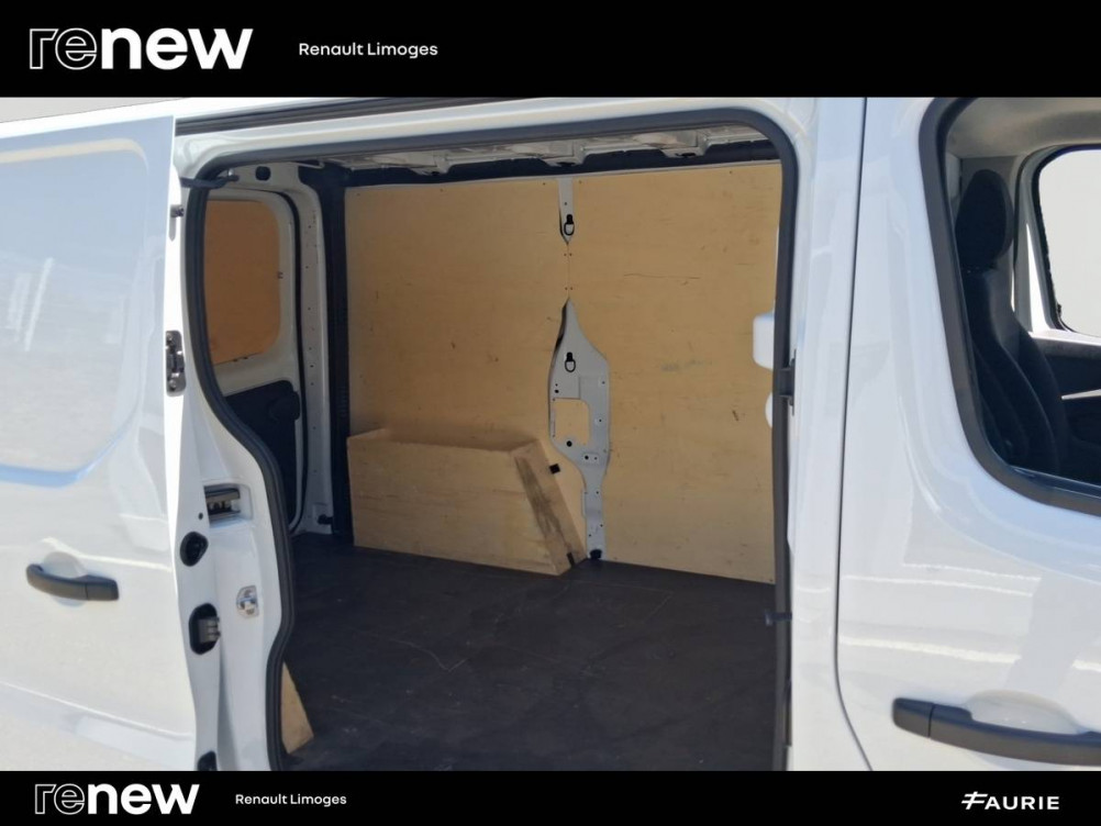 Acheter Renault Trafic 3 TRAFIC FG BLUE DCI 130 L1H1 3T GSR2 ADVANCE 4p occasion dans les concessions du Groupe Faurie