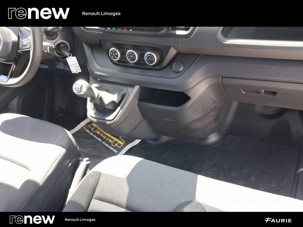 Acheter Renault Trafic 3 TRAFIC FG BLUE DCI 130 L1H1 3T GSR2 ADVANCE 4p occasion dans les concessions du Groupe Faurie