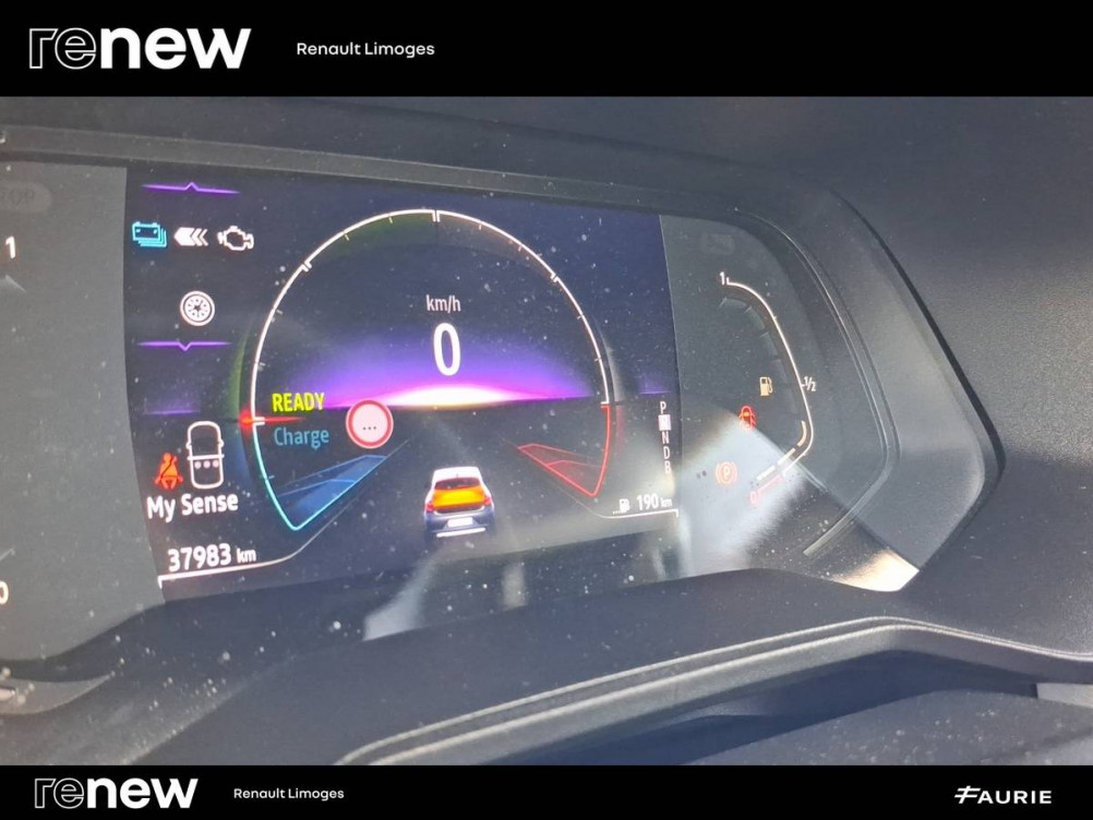 Acheter Renault Clio 5 Clio E-Tech hybride 145 Techno 5p occasion dans les concessions du Groupe Faurie