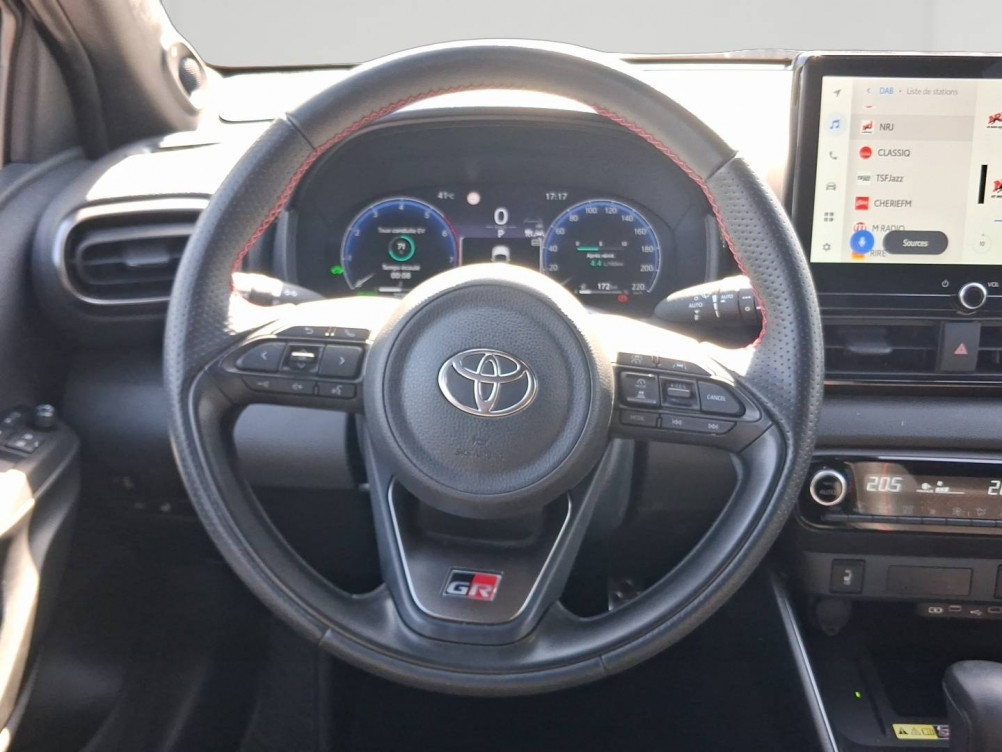 Acheter Toyota Yaris Yaris Hybride 130h GR Sport 5p occasion dans les concessions du Groupe Faurie