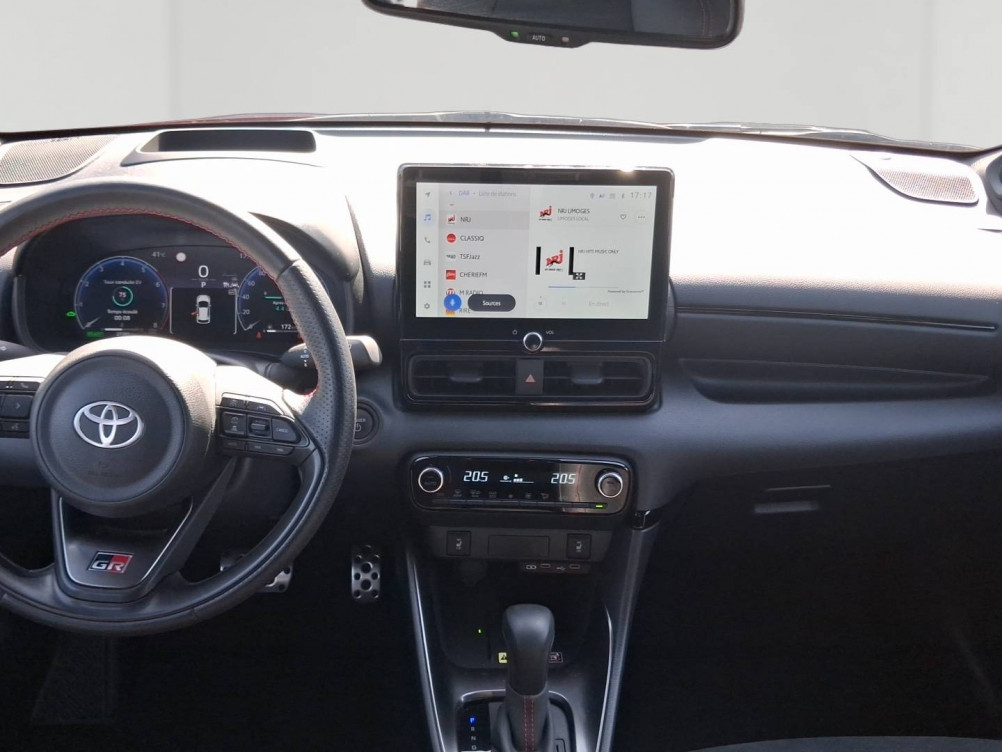 Acheter Toyota Yaris Yaris Hybride 130h GR Sport 5p occasion dans les concessions du Groupe Faurie
