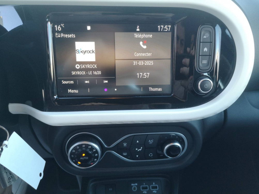 Acheter Renault Twingo Electrique Twingo III Achat Intégral - 21 Zen 5p occasion dans les concessions du Groupe Faurie
