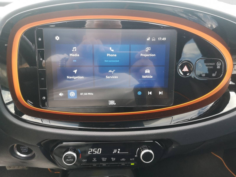 Acheter Toyota Aygo X Aygo X 1.0 VVT-i 72 S-CVT Air Limited 5p occasion dans les concessions du Groupe Faurie