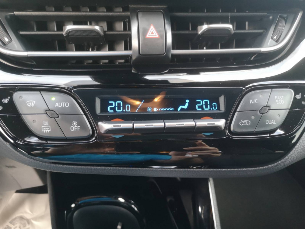 Acheter Toyota C-HR C-HR Hybride 1.8L Graphic 5p occasion dans les concessions du Groupe Faurie