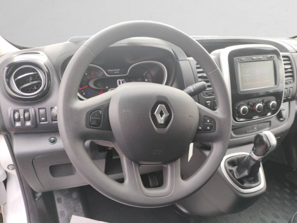 Acheter Renault Trafic 3 TRAFIC FGN L1H1 1000 KG DCI 145 ENERGY EDC SL PRO+ 4p occasion dans les concessions du Groupe Faurie
