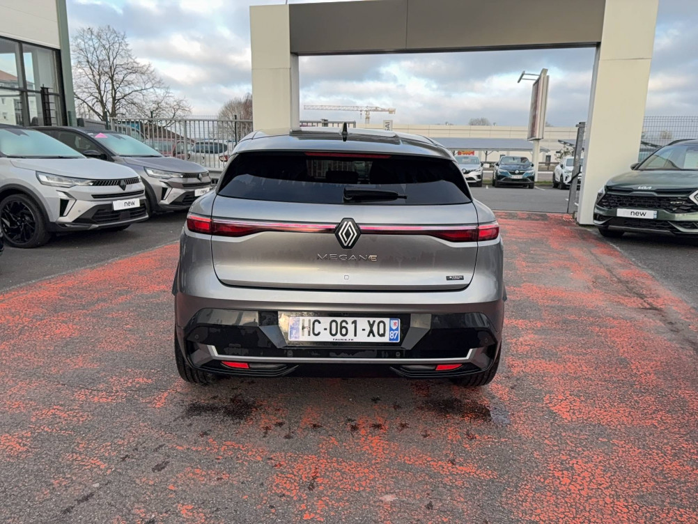 Acheter Renault Megane E-Tech Megane E-Tech 220 ch autonomie confort GSR2 Techno 5p neuf dans les concessions du Groupe Faurie