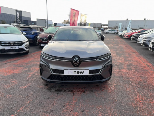 Acheter Renault Megane E-Tech Megane E-Tech 220 ch autonomie confort GSR2 Techno 5p neuve* dans les concessions du Groupe Faurie